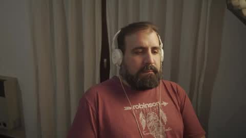 Snapshot of dicristalino chatting on June 2026 02:03:01 AM Cristian Dipolino online show from June 2026 02:03:01 AM