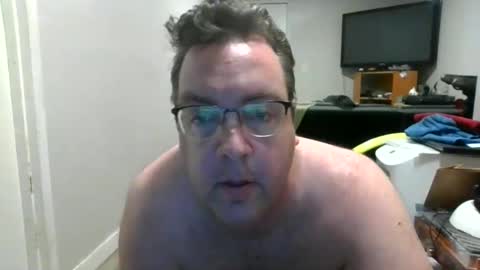 Snapshot of didgeman1984 chatting on February 2026 05:09:02 PM Didgeman online show from February 2026 05:09:02 PM