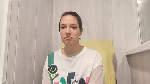 Snapshot of diedrecushingberry chatting on November 2025 09:08:02 AM diedrecushingberry online show from November 2025 09:08:02 AM