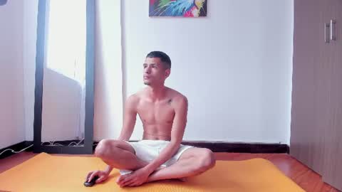 Diego lat online show from July 2026 07:09:01 PM