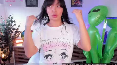 Snapshot of digitalkisses chatting on April 2026 10:05:01 PM Estef Ger online show from April 2026 10:05:01 PM