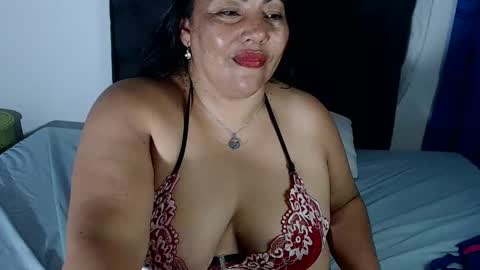 Snapshot of dihayara chatting on March 2026 03:44:01 AM Mariana online show from March 2026 03:44:01 AM