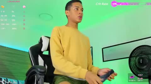 Snapshot of dilam_alfonzo chatting on December 2024 07:32:01 PM Dilan online show from December 2024 07:32:01 PM