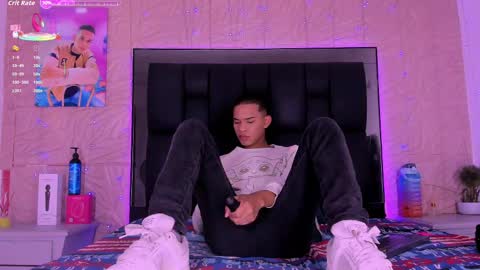 Snapshot of dilam_alfonzo chatting on September 2025 09:17:02 PM Dilan online show from September 2025 09:17:02 PM