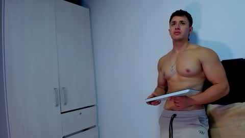 Dilan Coy online show from January 2025 06:57:02 PM