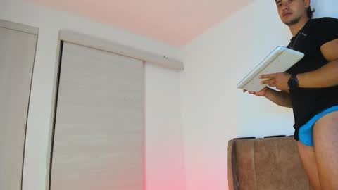 Dilan Coy online show from December 2025 11:01:02 PM