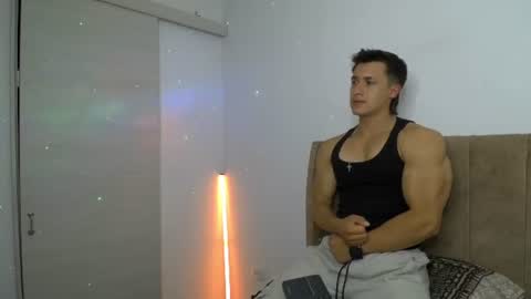 Snapshot of dilan_coy chatting on July 2026 10:33:01 PM Dilan Coy online show from July 2026 10:33:01 PM