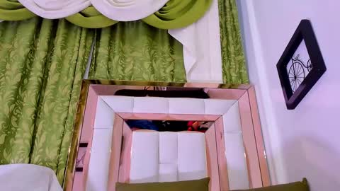 dilan_scootk_ online show from March 2025 10:24:01 PM