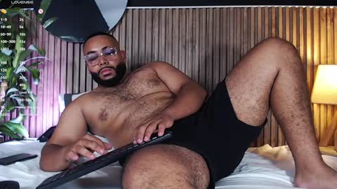 DilanJonnes online show from December 2024 02:39:01 AM