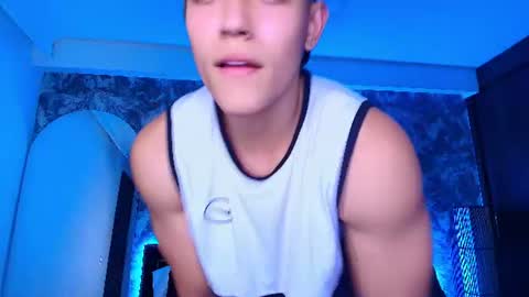 Snapshot of dilanmiller_ chatting on July 2026 05:15:01 PM dilanmiller_ online show from July 2026 05:15:01 PM