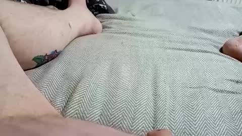 dilevics1985 online show from September 2025 03:22:01 AM