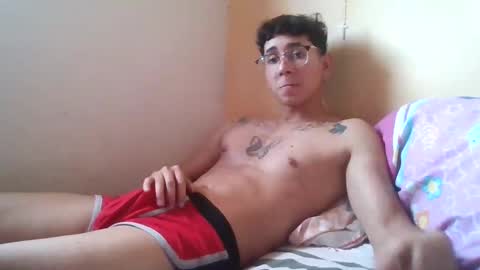 dillom420 online show from December 2024 09:58:02 PM