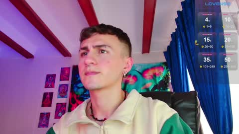 Snapshot of dimitri_bilak_ chatting on February 2025 10:43:01 PM Julian Independent Model online show from February 2025 10:43:01 PM