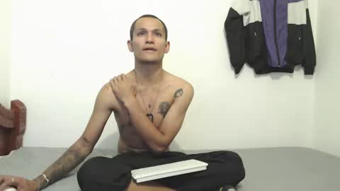 Snapshot of dimondaniel chatting on June 2026 07:32:02 AM DimonDaniel online show from June 2026 07:32:02 AM