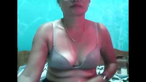 Dimple online show from February 2025 03:04:01 AM