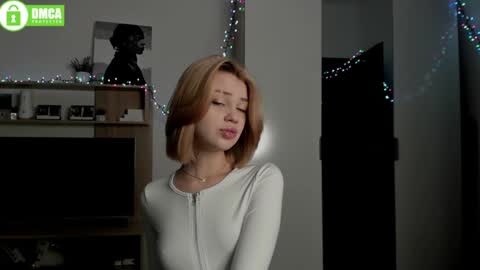 Dina online show from December 2024 05:07:01 AM