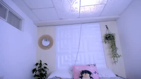 Snapshot of dina_mcry chatting on May 2026 05:53:01 PM DINA online show from May 2026 05:53:01 PM