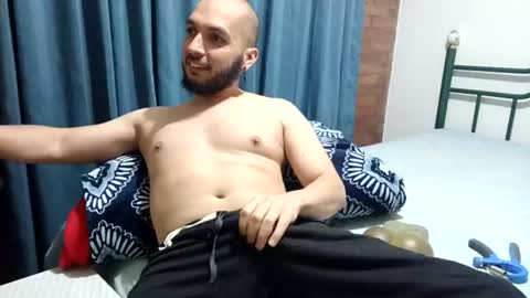 Snapshot of dinchtcams chatting on July 2026 05:34:01 AM Dincht online show from July 2026 05:34:01 AM