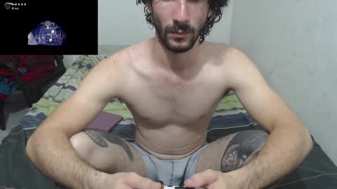 Snapshot of dioni_soe chatting on September 2025 01:17:01 AM Henry online show from September 2025 01:17:01 AM