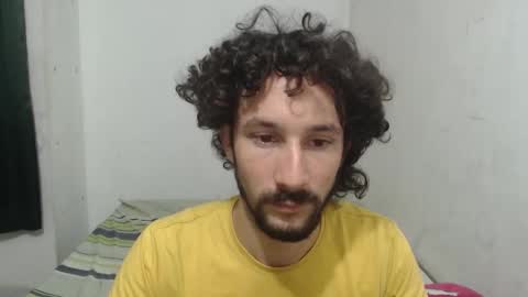 Snapshot of dioni_soe chatting on September 2025 02:06:02 AM Henry online show from September 2025 02:06:02 AM