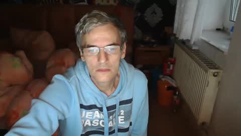 Snapshot of dirk6873 chatting on January 2025 06:33:01 AM Adam Carla online show from January 2025 06:33:01 AM