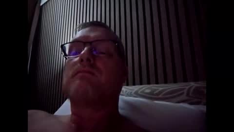 dirkkie1975 online show from March 2026 12:06:01 AM