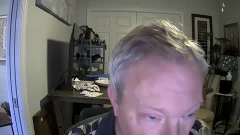 Snapshot of dirkpitt223 chatting on January 2025 08:21:02 PM DirtkPitt Fun guy working online show from January 2025 08:21:02 PM