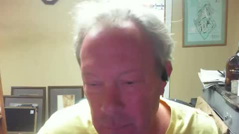 Snapshot of dirkpitt223 chatting on October 2025 06:37:01 PM DirtkPitt Fun guy working online show from October 2025 06:37:01 PM