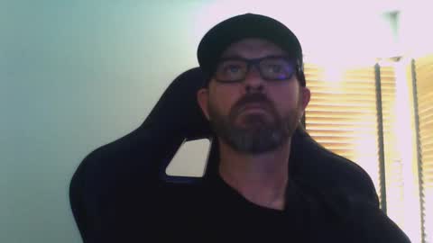 Snapshot of dirtrider15 chatting on February 2025 09:05:02 PM dirtrider15 online show from February 2025 09:05:02 PM