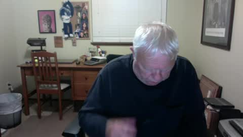 Snapshot of dirtrider195080438 chatting on July 2026 05:15:01 AM dirtrider195080438 online show from July 2026 05:15:01 AM