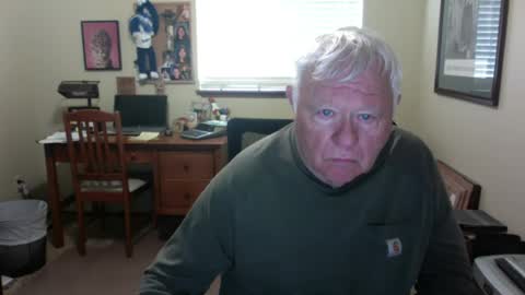Snapshot of dirtrider195080438 chatting on July 2026 04:53:02 PM dirtrider195080438 online show from July 2026 04:53:02 PM