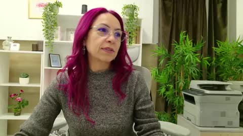 dirty_mature online show from November 2025 07:10:01 AM