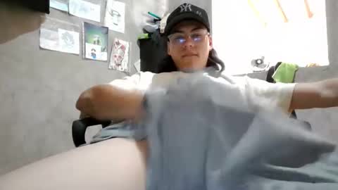Snapshot of dirty_model chatting on May 2026 04:34:01 PM dirty model online show from May 2026 04:34:01 PM
