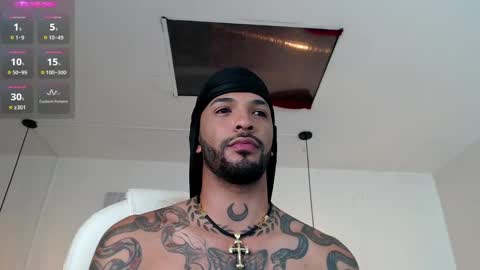 Snapshot of dirtybhot chatting on December 2024 02:21:02 AM I just want to be happy online show from December 2024 02:21:02 AM