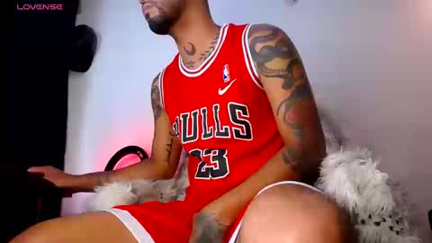 Snapshot of dirtybhot chatting on September 2025 03:52:01 AM I just want to be happy online show from September 2025 03:52:01 AM