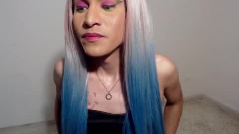 Snapshot of dirtydanezka chatting on December 2025 10:13:01 AM dirtydanezka online show from December 2025 10:13:01 AM