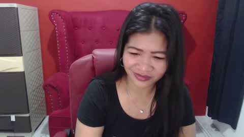 Snapshot of dirtyfungirl chatting on December 2024 10:06:01 PM LatexQueen online show from December 2024 10:06:01 PM