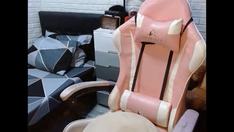 Snapshot of dirtylexa31 chatting on February 2025 11:11:01 PM LEXA online show from February 2025 11:11:01 PM