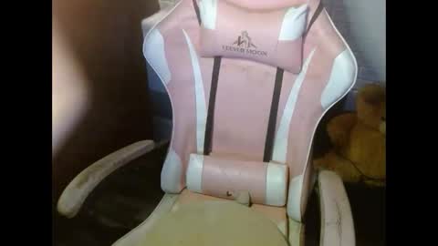 Snapshot of dirtylexa31 chatting on November 2025 02:51:02 PM LEXA online show from November 2025 02:51:02 PM