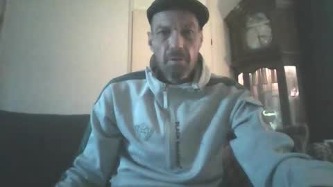 DIRTYROCCOJENNY online show from April 2026 06:21:02 PM