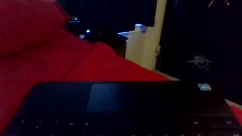 dirtywhite14 online show from October 2025 09:58:02 PM