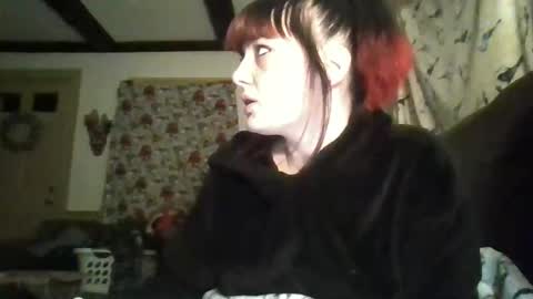 Crystal online show from December 2025 03:00:02 AM