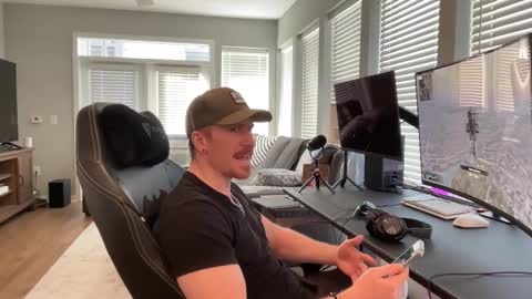 Snapshot of discgolf4life chatting on February 2025 08:20:02 PM JustinDulgeXXX online show from February 2025 08:20:02 PM