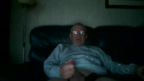 Snapshot of discovery63 chatting on December 2024 03:44:02 PM discovery63 online show from December 2024 03:44:02 PM