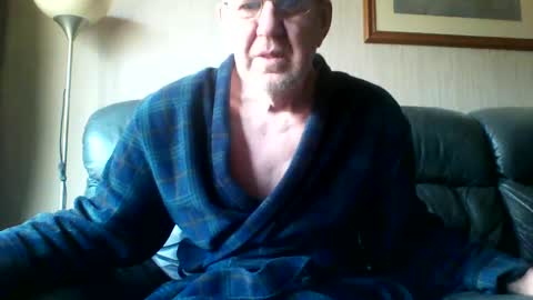 Snapshot of discovery63 chatting on December 2024 11:38:02 AM discovery63 online show from December 2024 11:38:02 AM