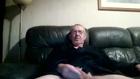 Snapshot of discovery63 chatting on January 2025 10:24:02 PM discovery63 online show from January 2025 10:24:02 PM