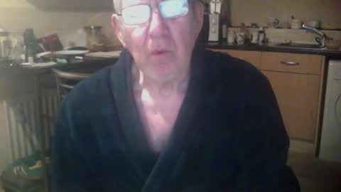 Snapshot of discovery63 chatting on January 2025 12:46:01 AM discovery63 online show from January 2025 12:46:01 AM