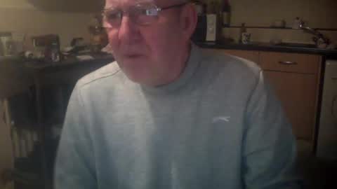 Snapshot of discovery63 chatting on February 2025 07:12:02 PM discovery63 online show from February 2025 07:12:02 PM