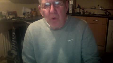 Snapshot of discovery63 chatting on March 2025 07:36:01 PM discovery63 online show from March 2025 07:36:01 PM