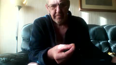 Snapshot of discovery63 chatting on November 2025 11:05:02 AM discovery63 online show from November 2025 11:05:02 AM